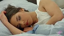 اثنين من مثليات تقبيل على اللعنة واللعنة