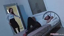 انها سيئه مع المهبل لها لطيف قليلا
