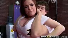 Diamond Foxx profa الناضجة الشهوة تمارس الجنس كل ساعة مع طفل
